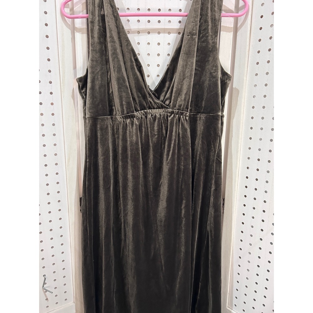 Old Navy Velvet V Neck Gathered Waist Dress Size M Olive Green Sleeveless - Picture 2 of 5
